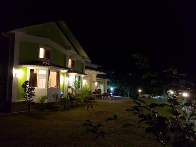 Canaan Beauty Farm B&B 成功鎮 エクステリア 写真
